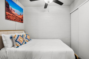 Stylish and Comfy 1B1B Studio Retreat in Old Town